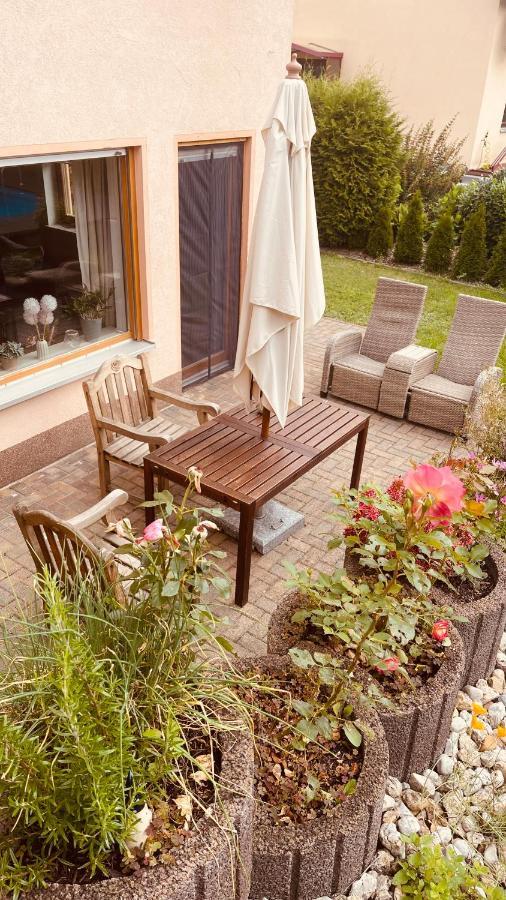 Ferienwohnung Etzelbach Экстерьер фото